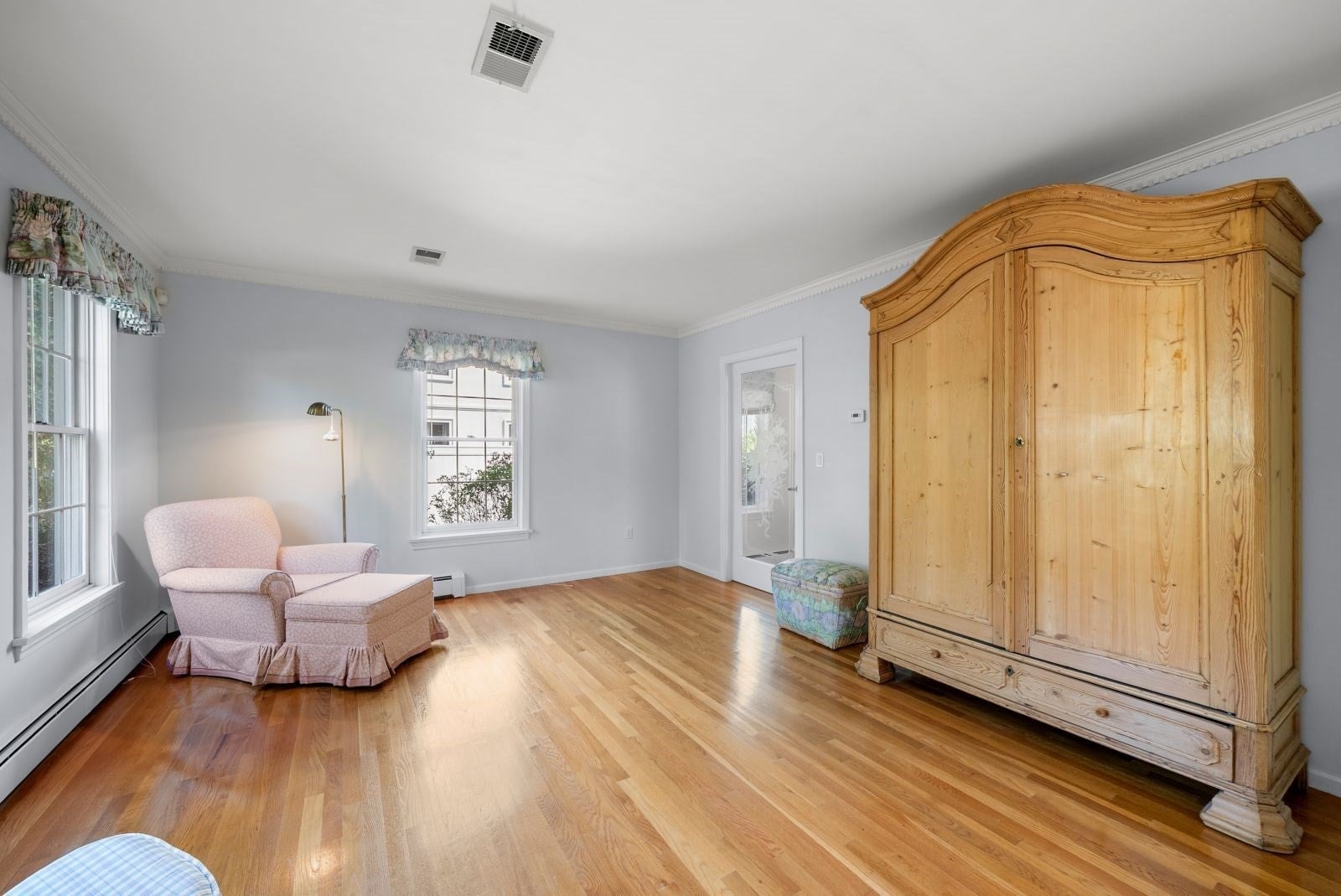 14 Powder House Cir, Needham, MA Photo #6