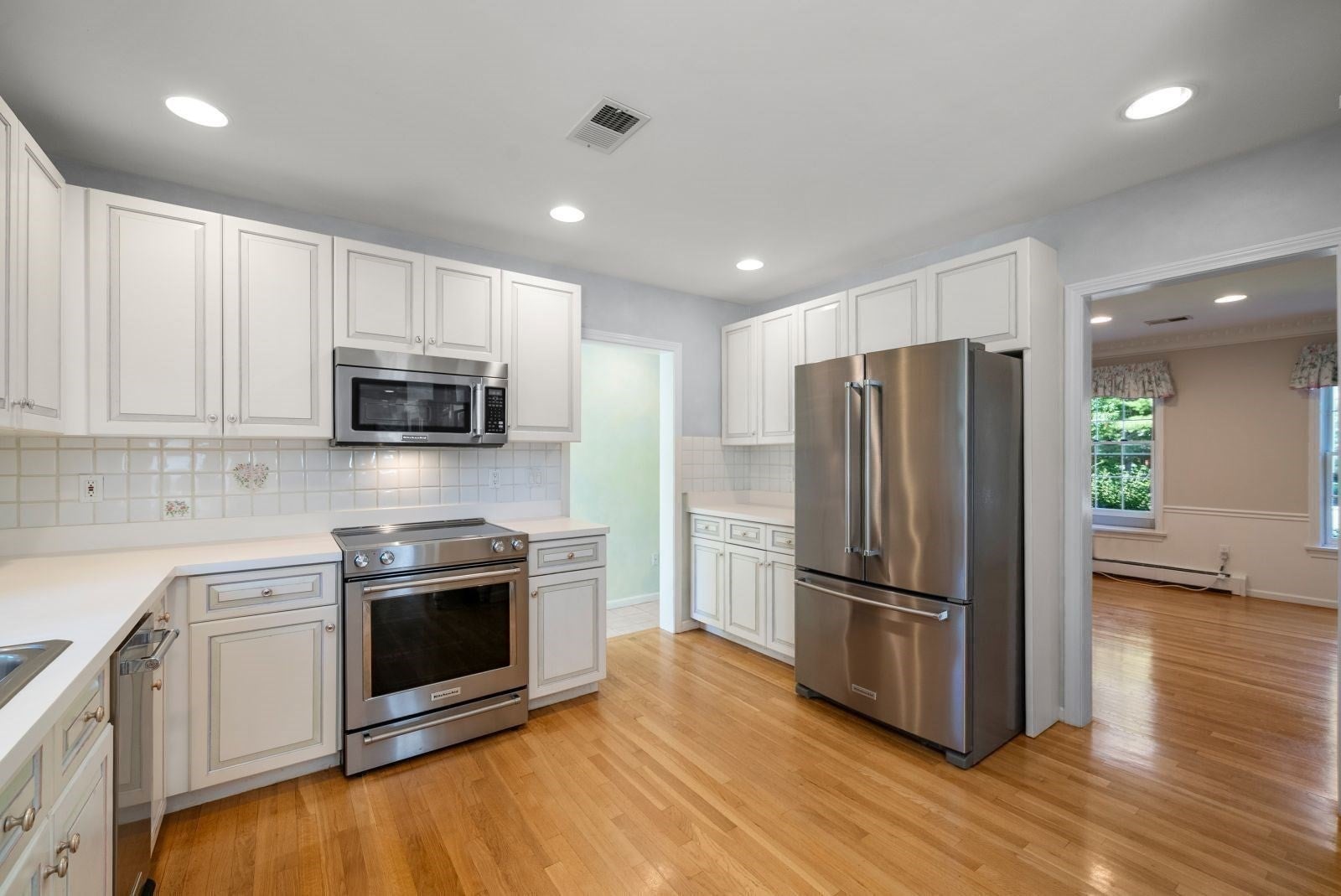 14 Powder House Cir, Needham, MA Photo #12