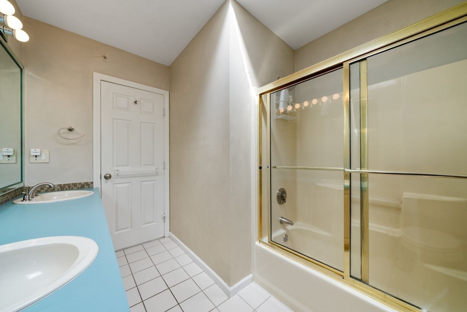 14 Powder House Cir, Needham, MA Photo #33