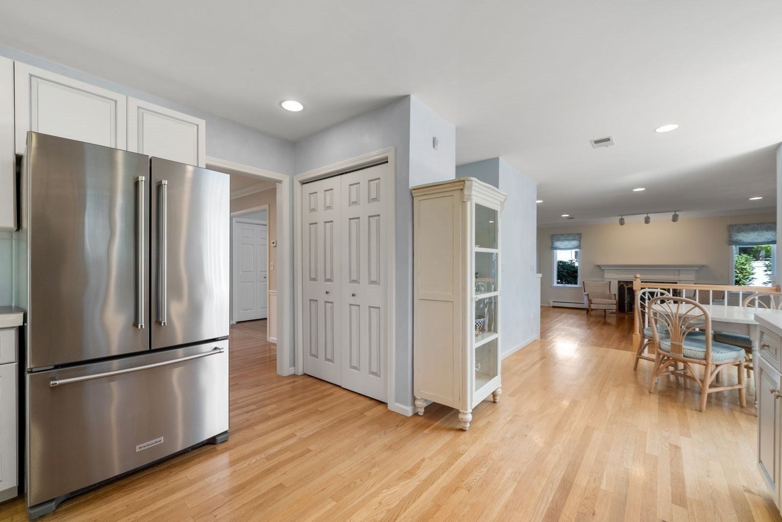 14 Powder House Cir, Needham, MA Photo #13