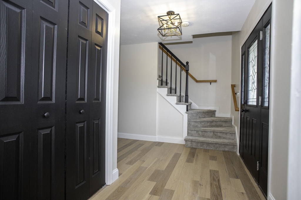 12 Walden Ct, Leominster, MA Photo #5