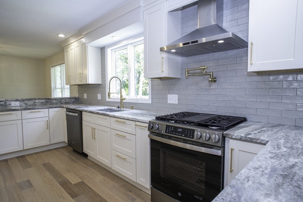 12 Walden Ct, Leominster, MA Photo #12