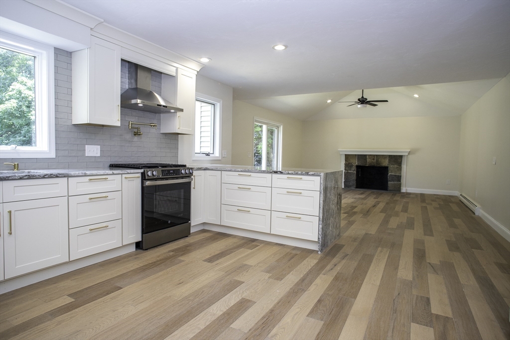 12 Walden Ct, Leominster, MA Photo #11