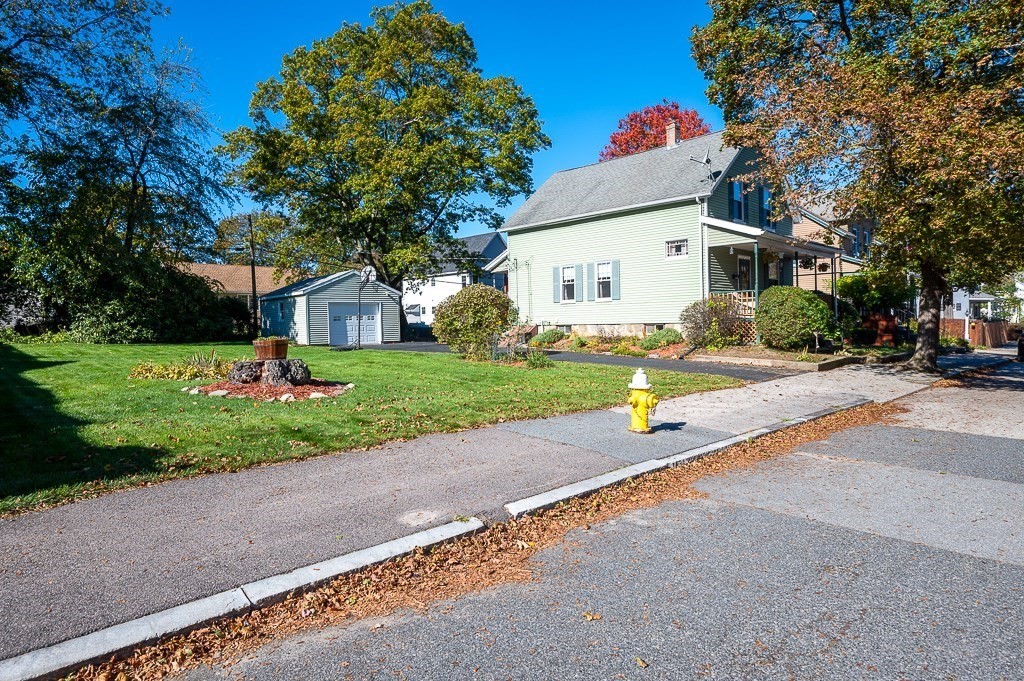 22 Anderson Ave