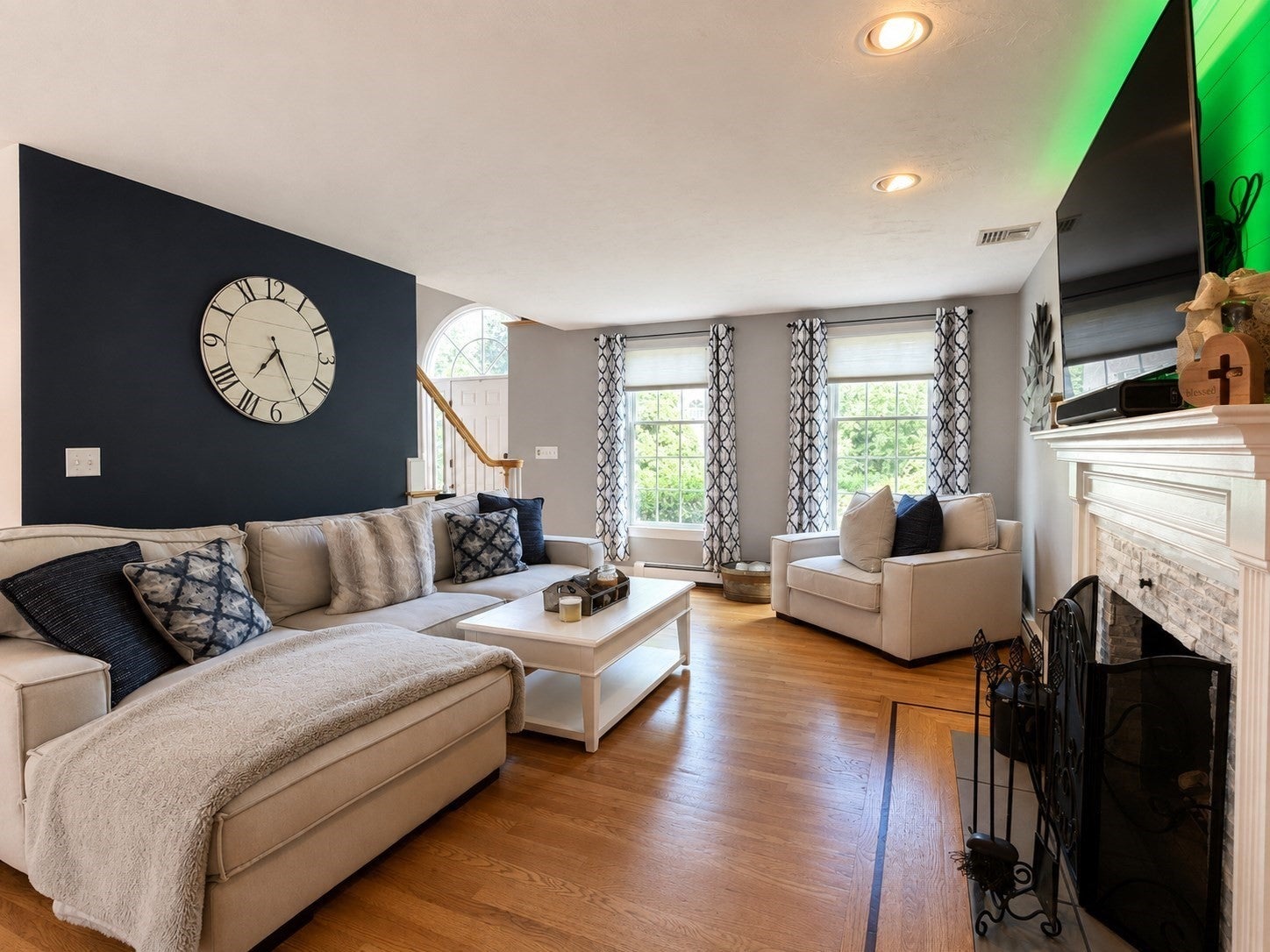 3 Goodwin Dr