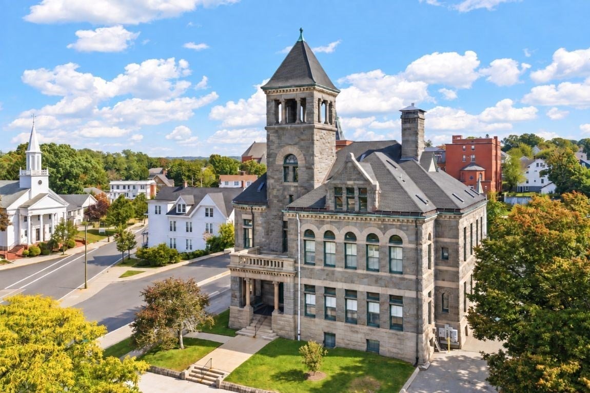 24 Front St #1, Woonsocket, RI, 24 Front St #1, Woonsocket, RI Photo #1