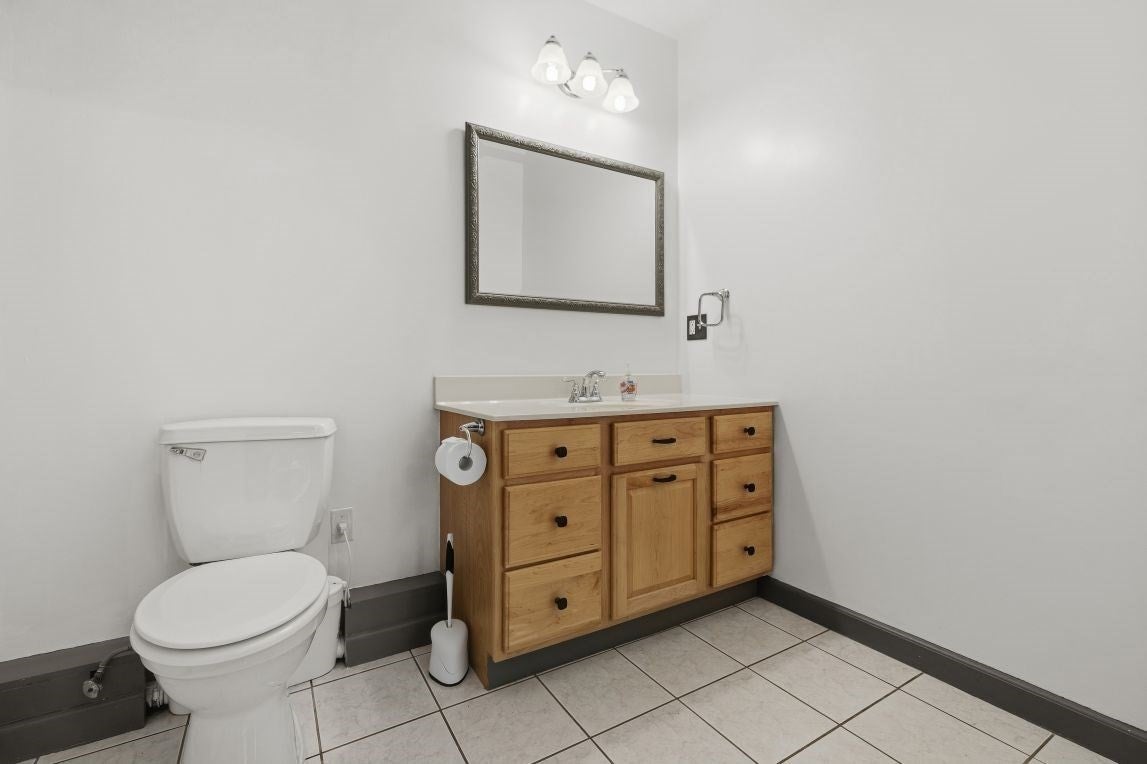 24 Front St #1, Woonsocket, RI, 24 Front St #1, Woonsocket, RI Photo #29