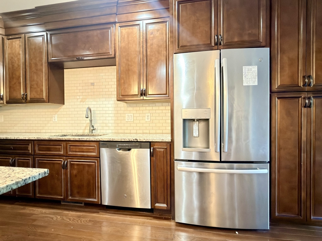 99 Brookview Rd 99