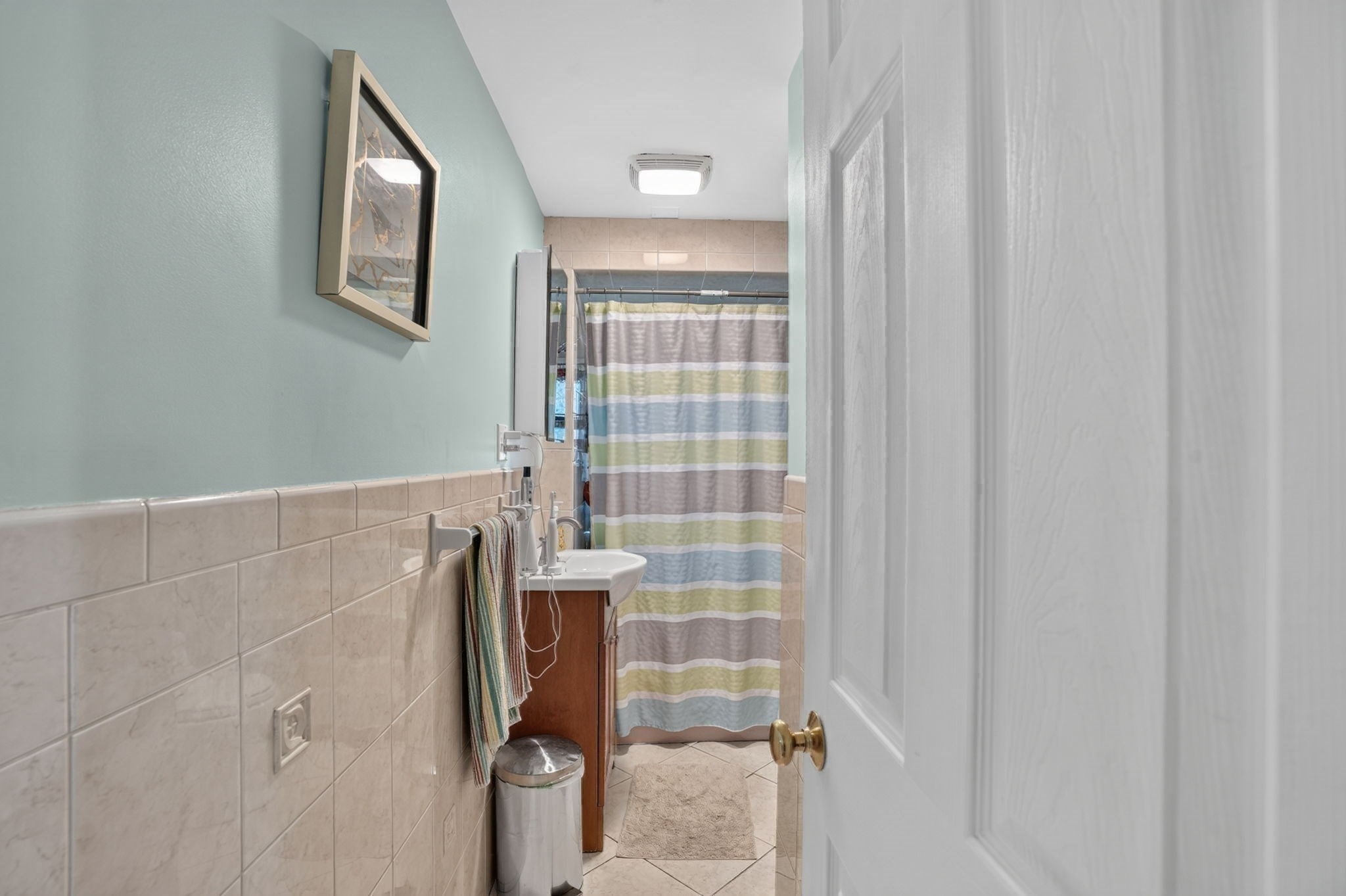 53 Irving St, Medford, MA Photo #14