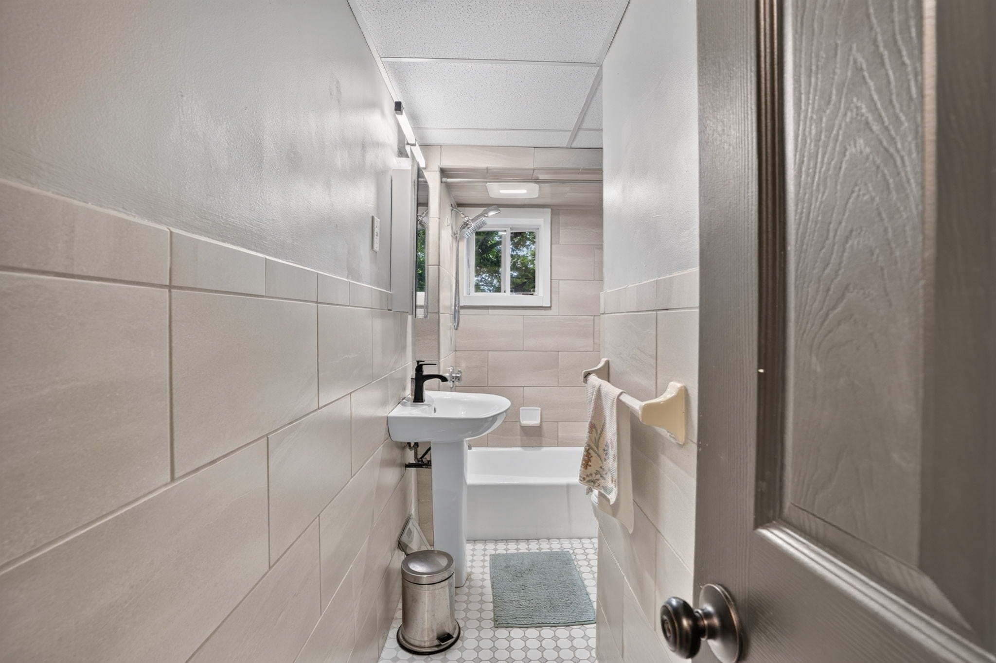 53 Irving St, Medford, MA Photo #31