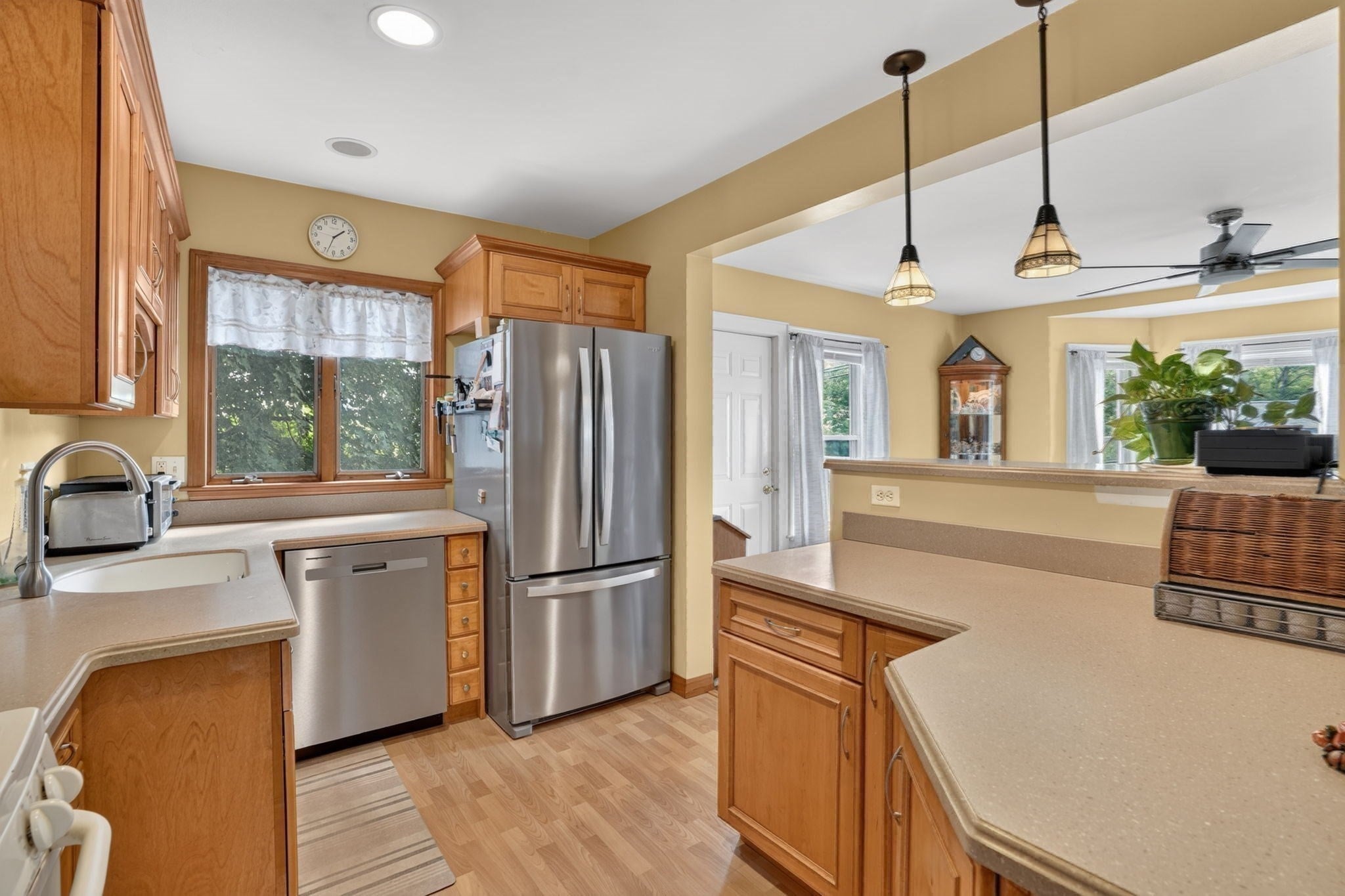 53 Irving St, Medford, MA Photo #12