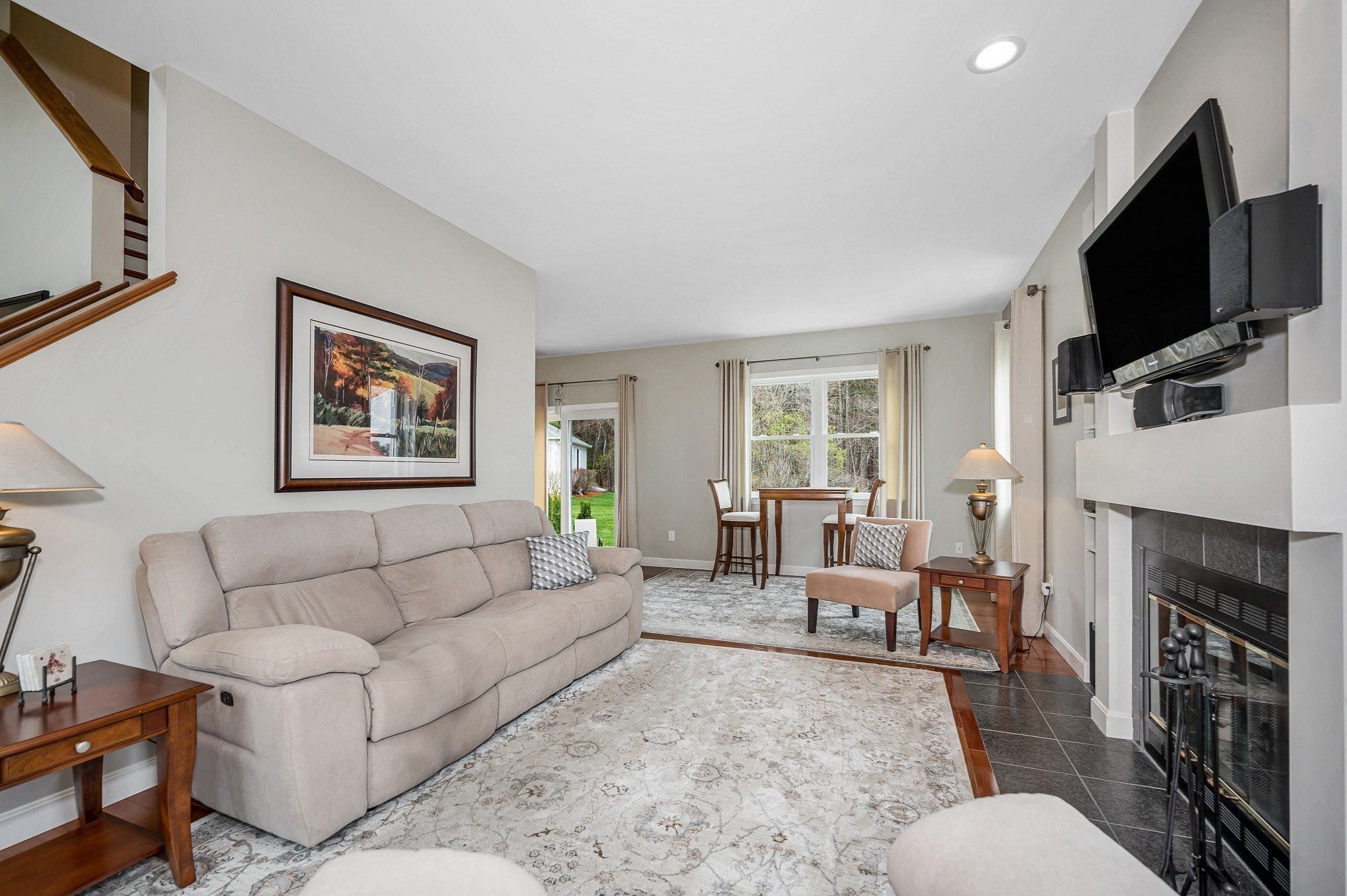 37 Beechwood Dr