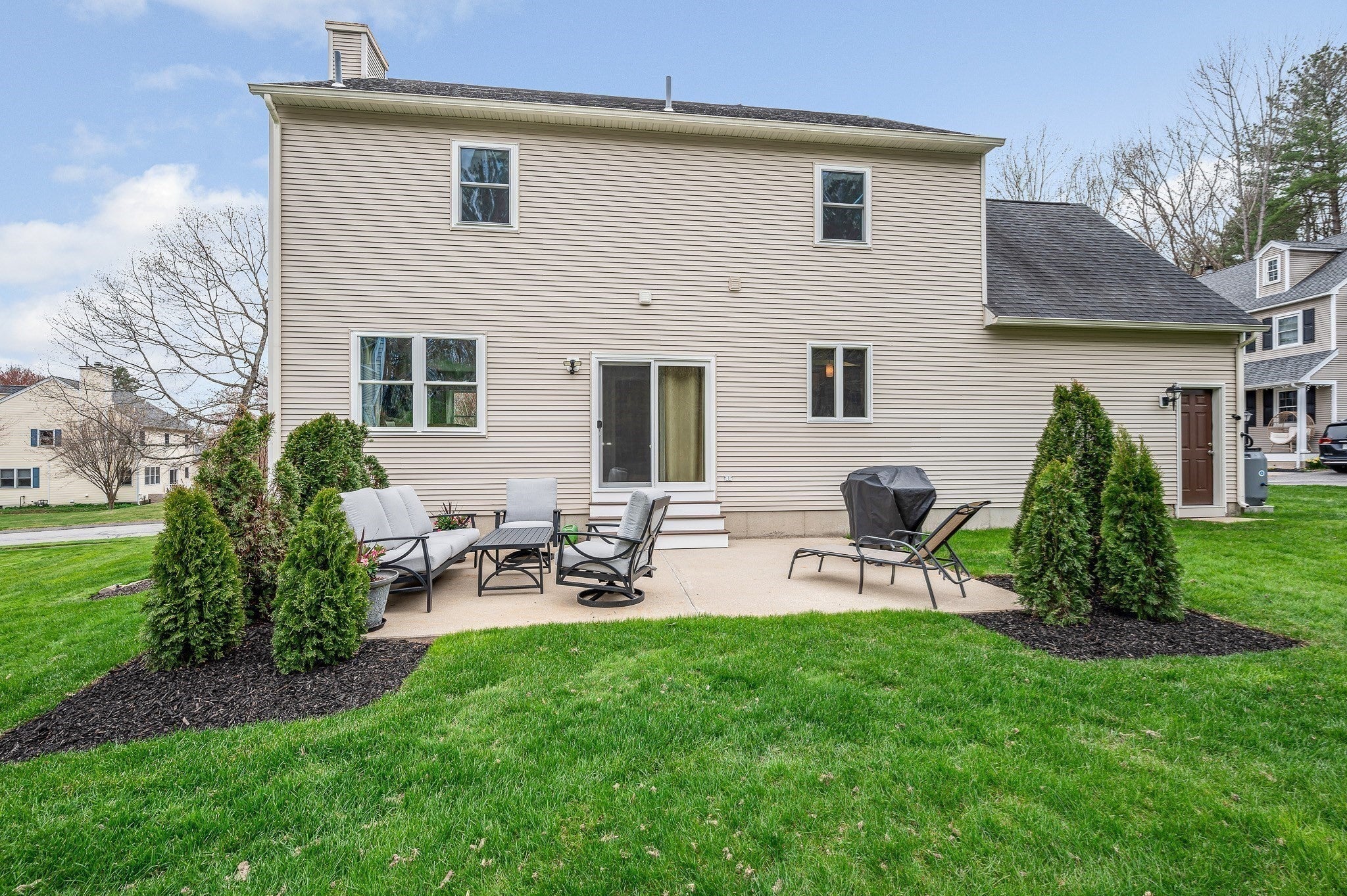 37 Beechwood Dr
