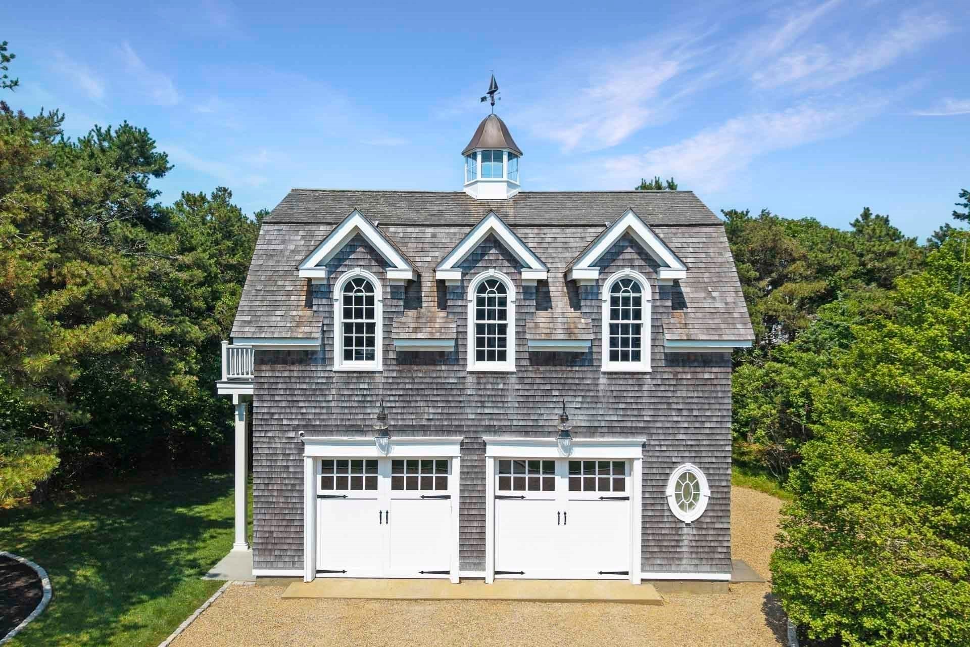 8 Beach Plum Mdws, Edgartown, MA Photo #39
