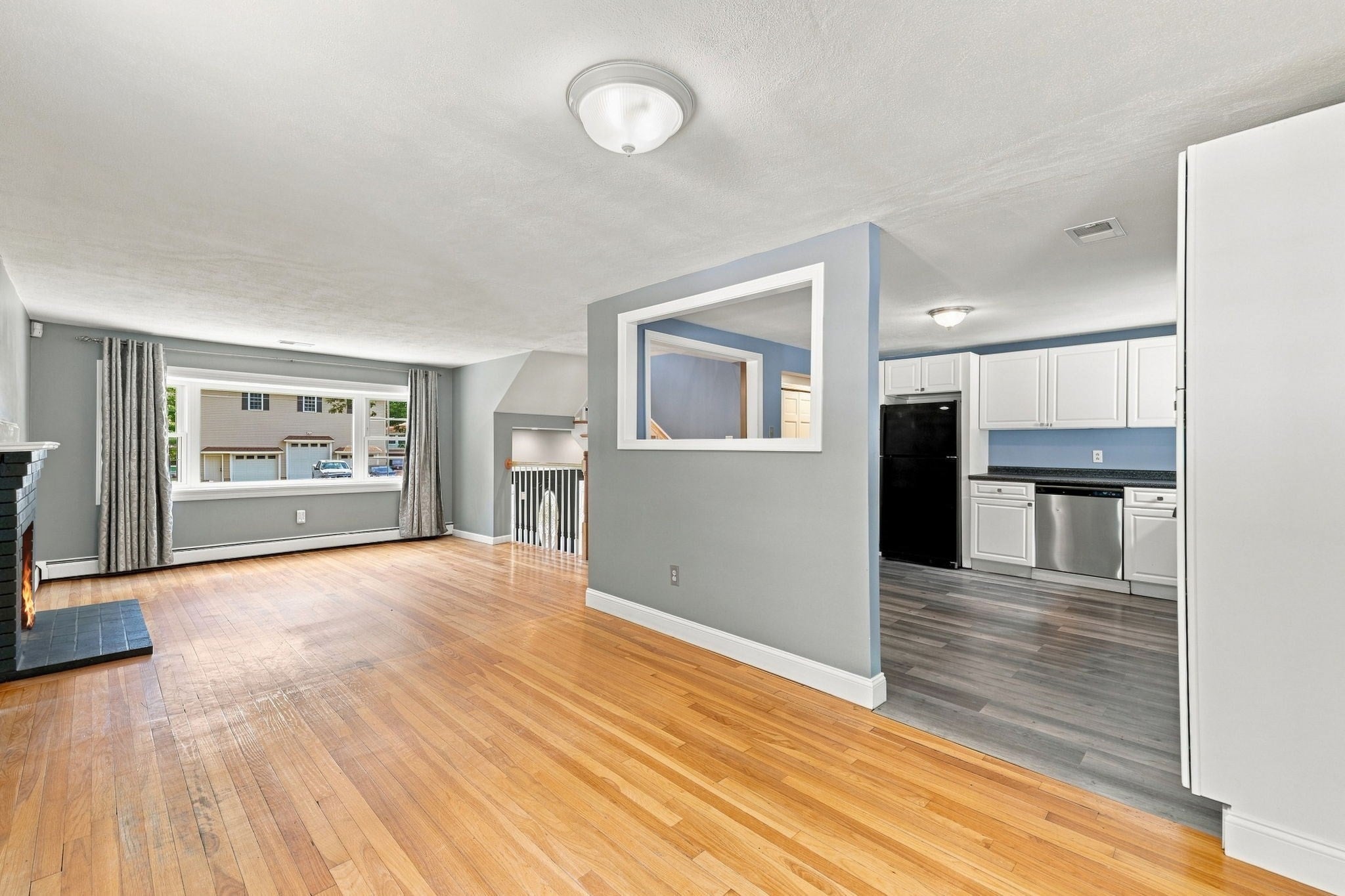 8 Victory Rd, Billerica, MA, 8 Victory Rd, Billerica, MA Photo #8