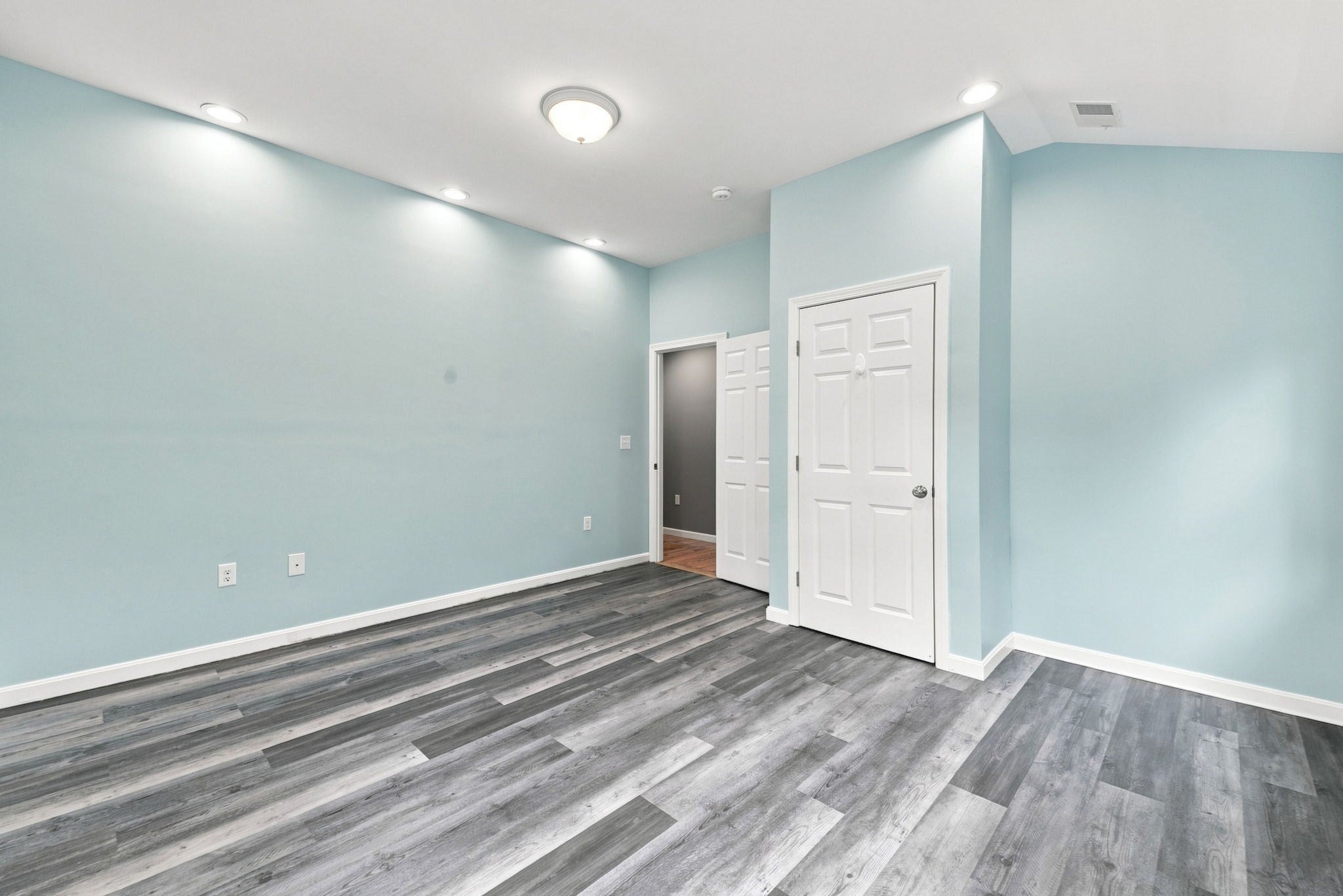 8 Victory Rd, Billerica, MA, 8 Victory Rd, Billerica, MA Photo #21