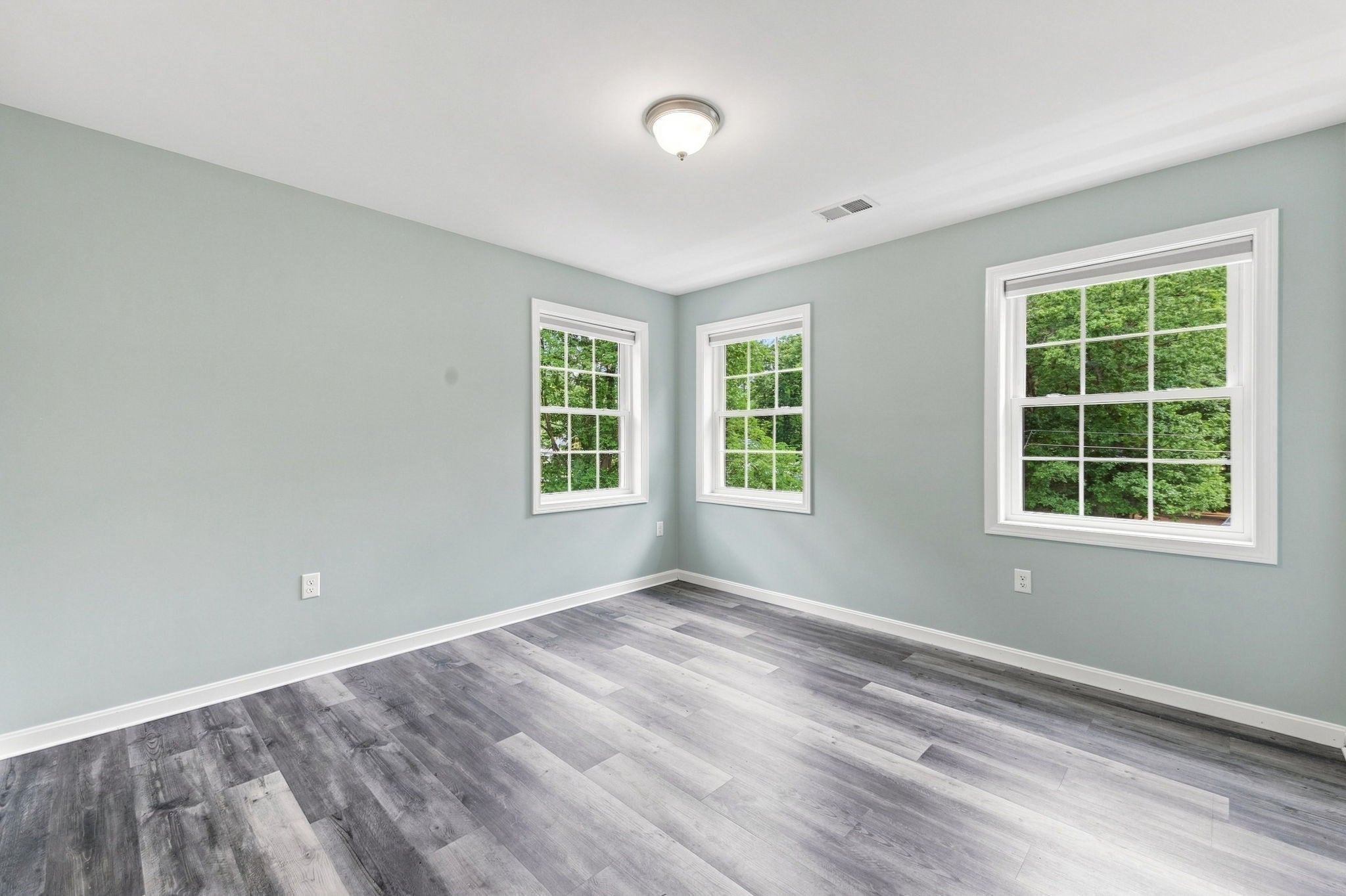 8 Victory Rd, Billerica, MA, 8 Victory Rd, Billerica, MA Photo #28