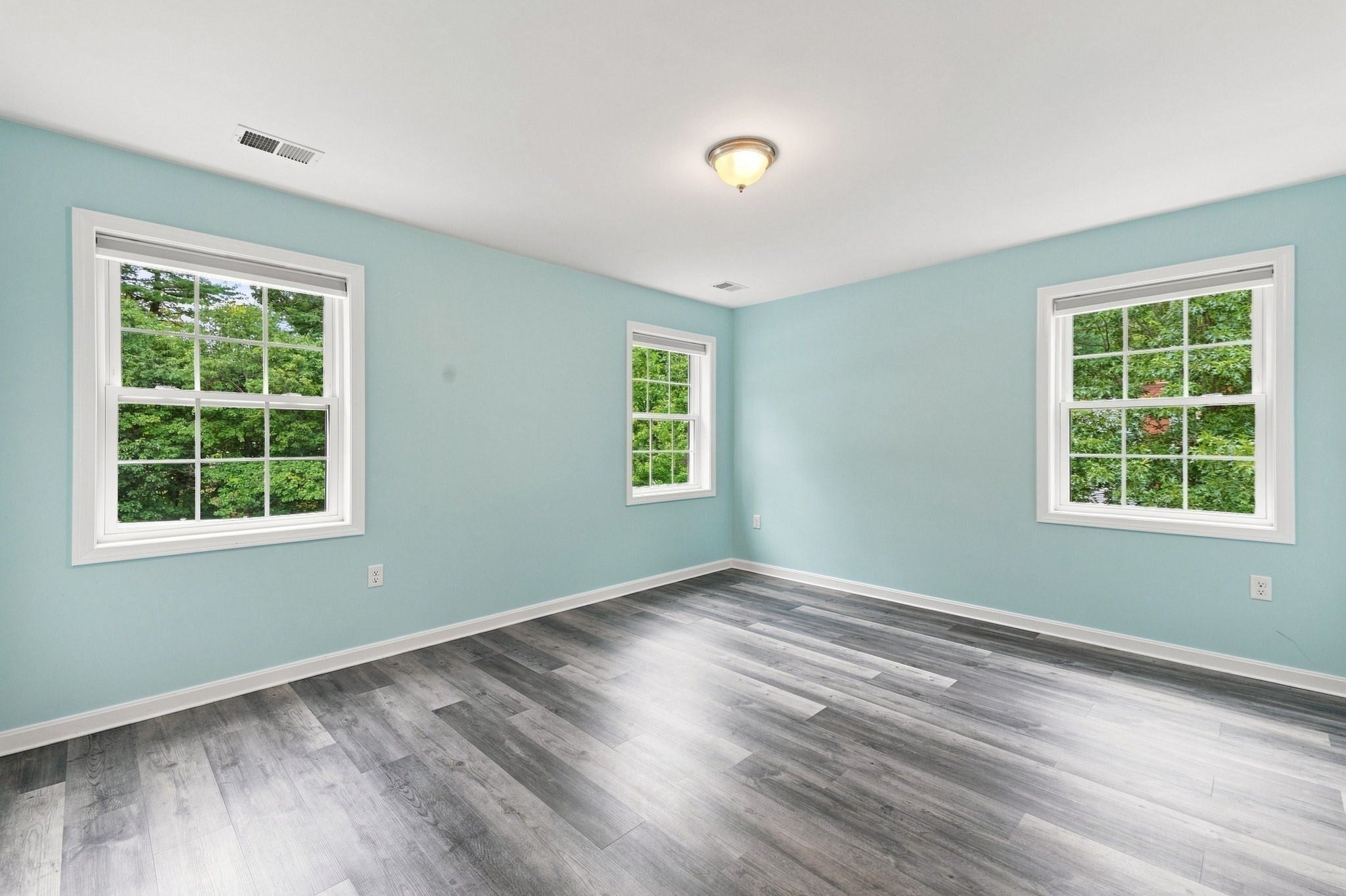 8 Victory Rd, Billerica, MA, 8 Victory Rd, Billerica, MA Photo #23
