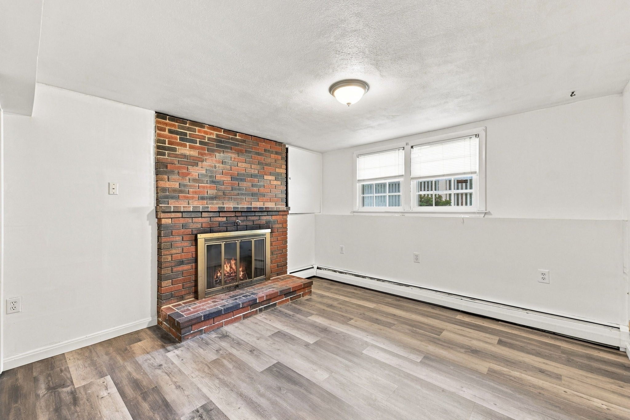 8 Victory Rd, Billerica, MA, 8 Victory Rd, Billerica, MA Photo #33