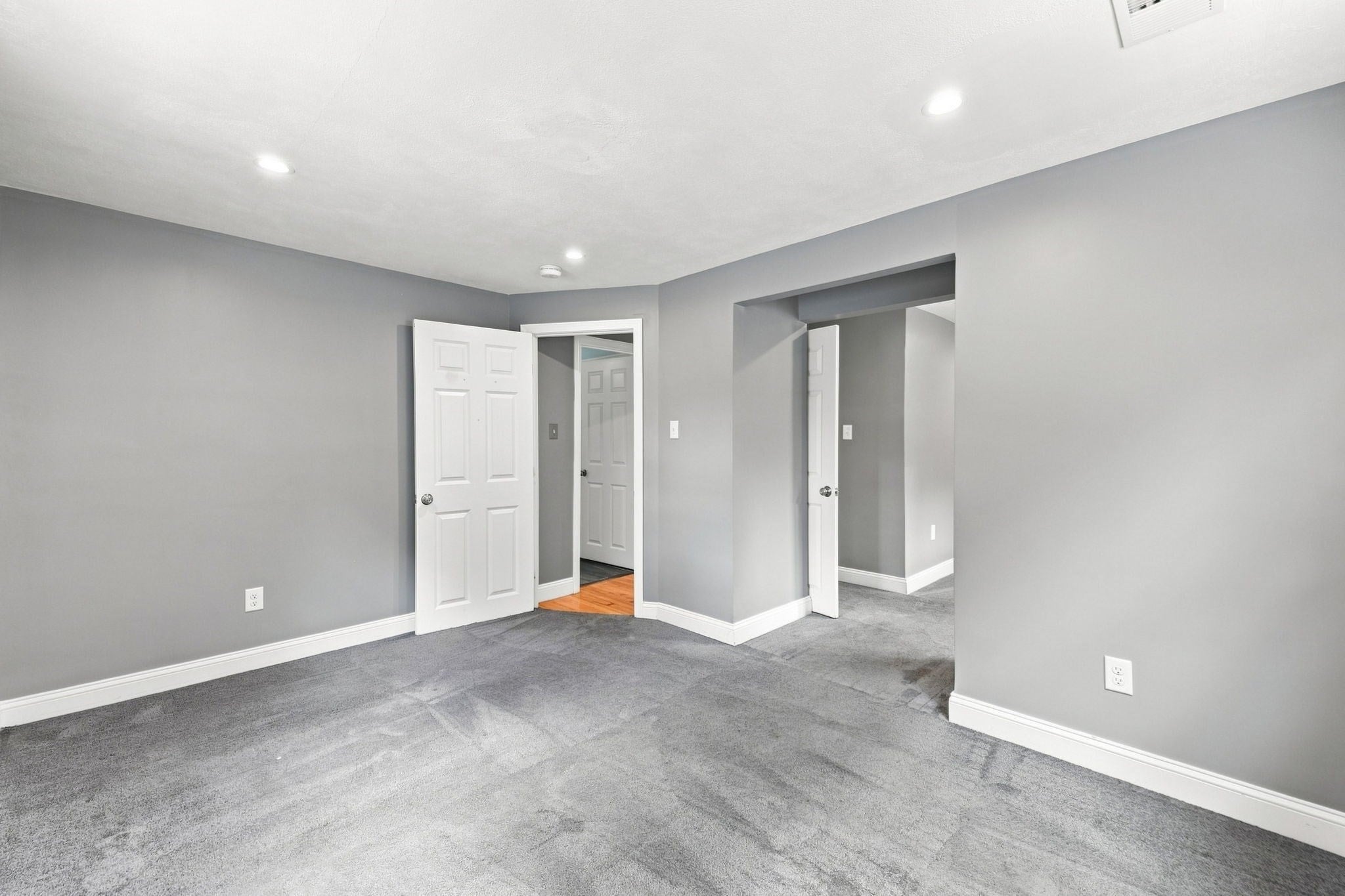 8 Victory Rd, Billerica, MA, 8 Victory Rd, Billerica, MA Photo #16