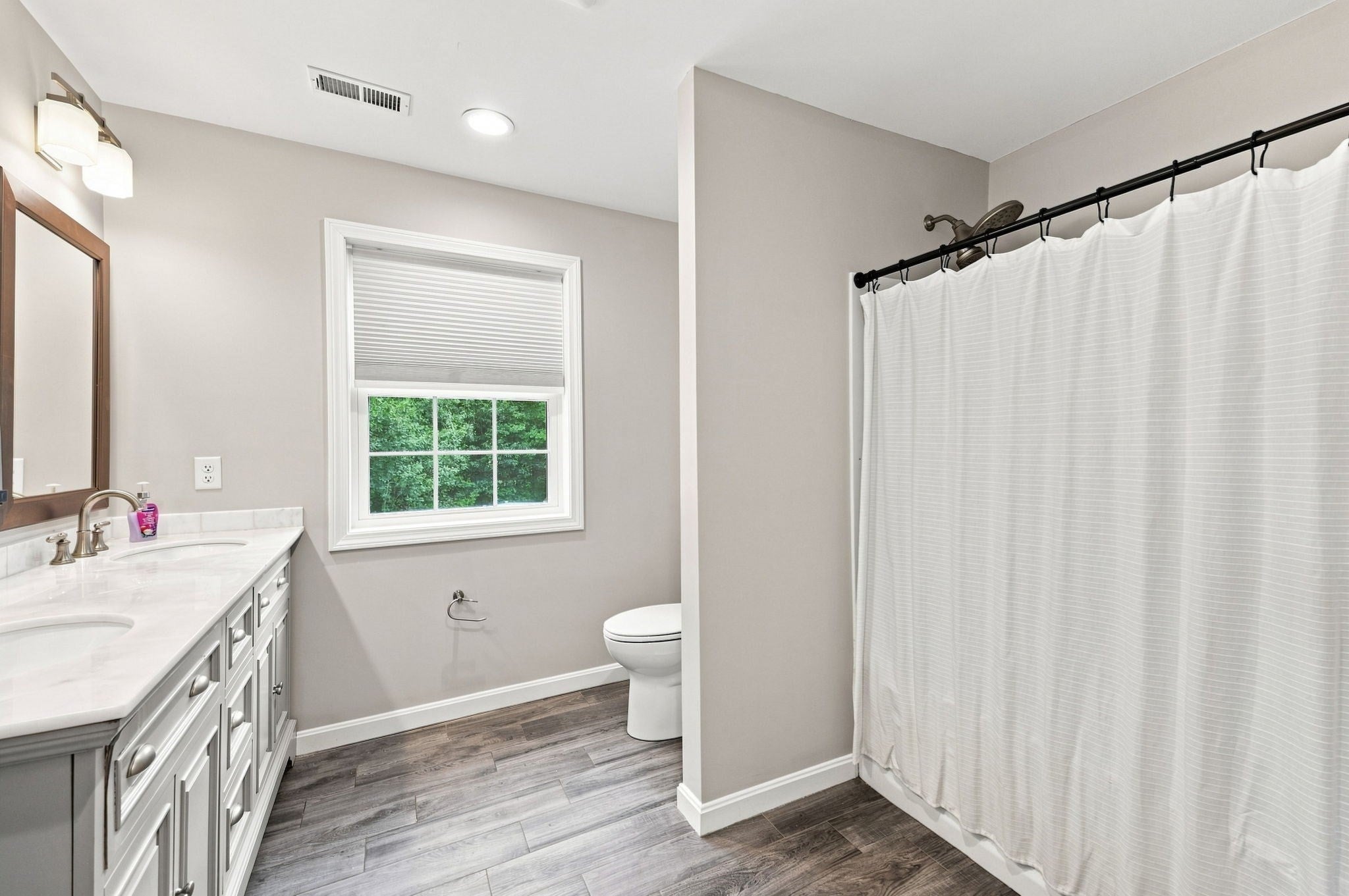 8 Victory Rd, Billerica, MA, 8 Victory Rd, Billerica, MA Photo #22