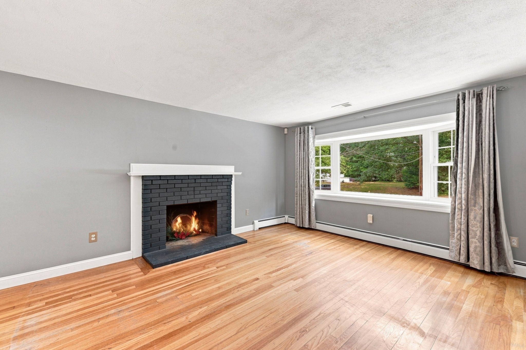 8 Victory Rd, Billerica, MA, 8 Victory Rd, Billerica, MA Photo #12