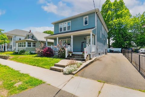 63 Beverly St Chicopee MA 01013