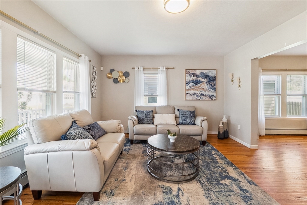 63 Beverly St