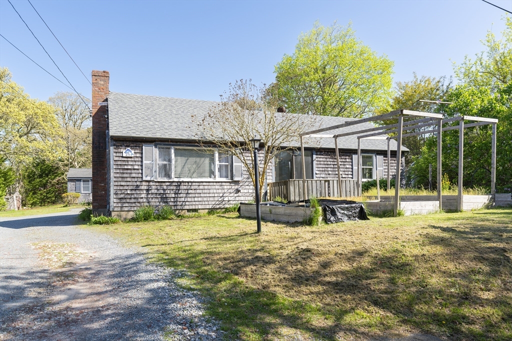 25 Crosby Ln