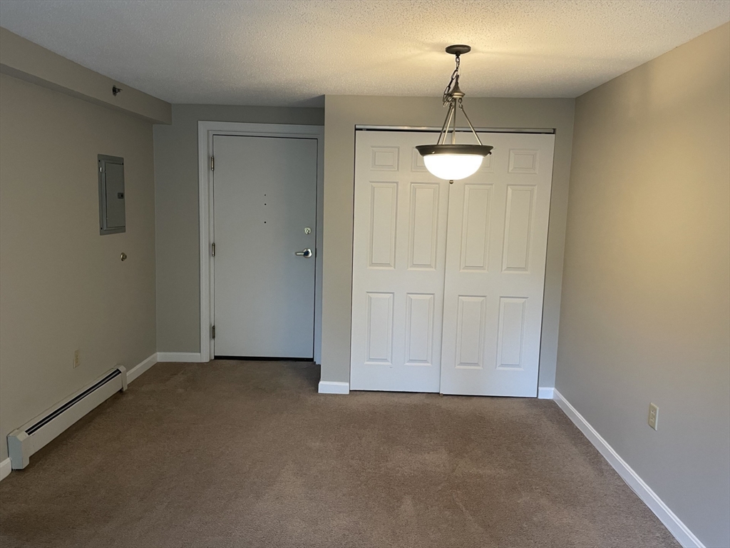 688 Boston Post Rd East 324