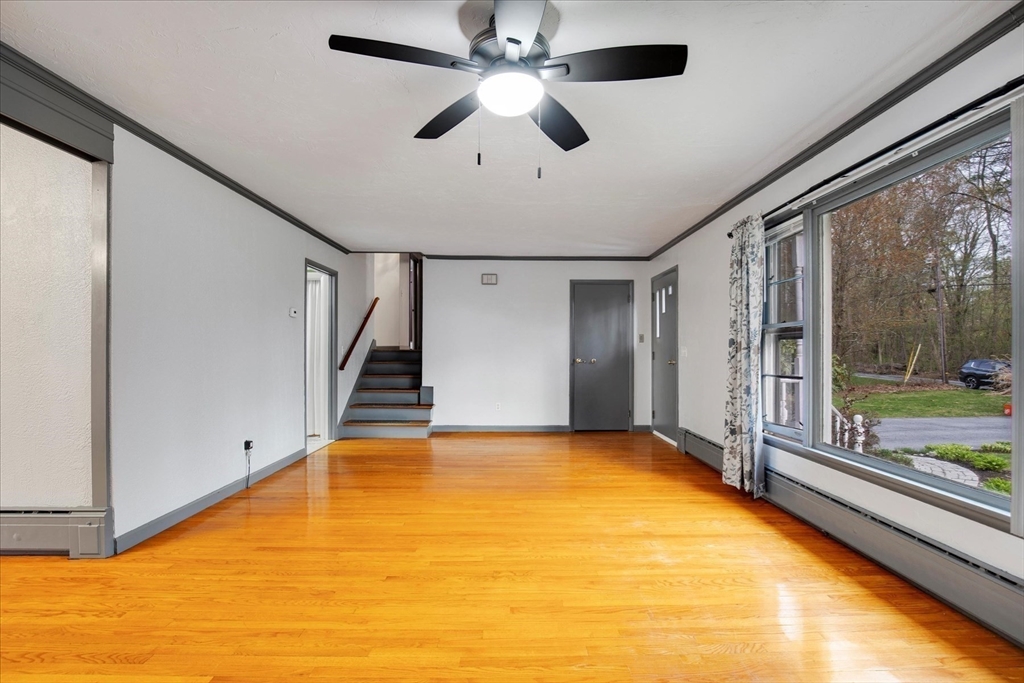 81 Huguenot Rd