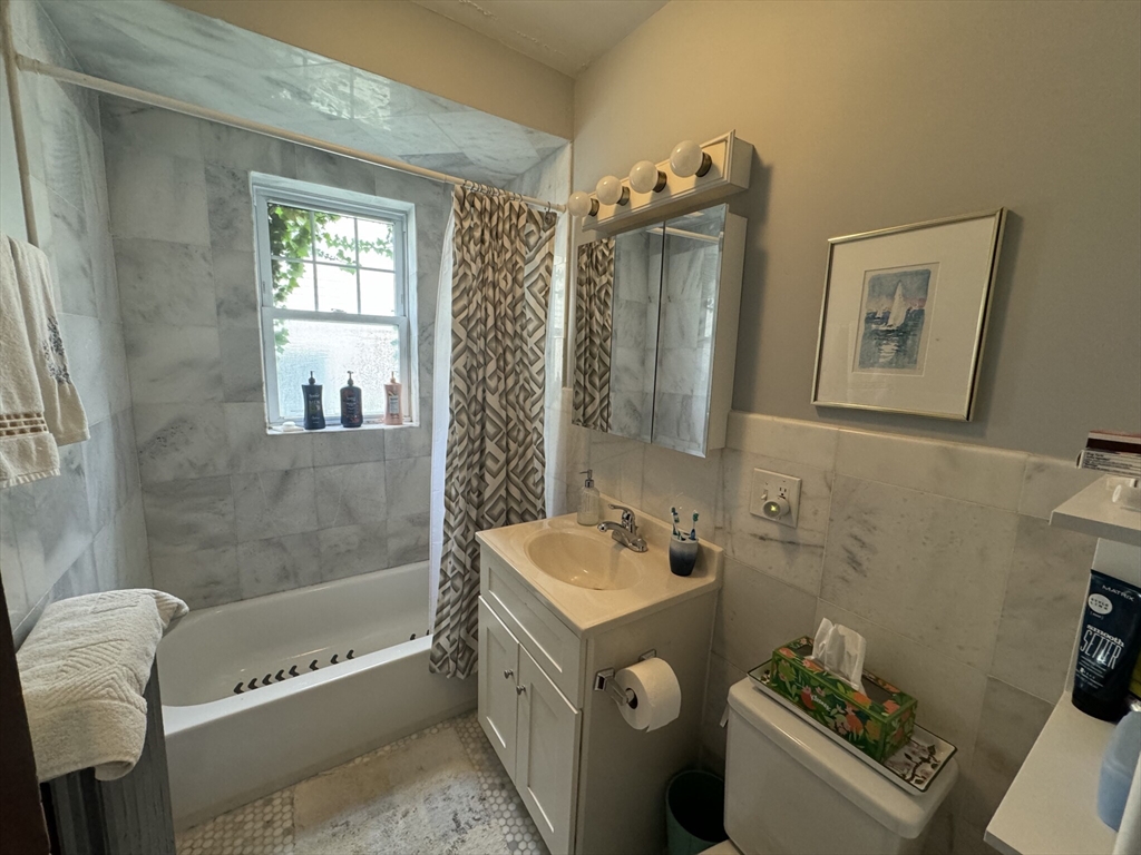 55 Franklin St #1, Brookline, MA Photo #10