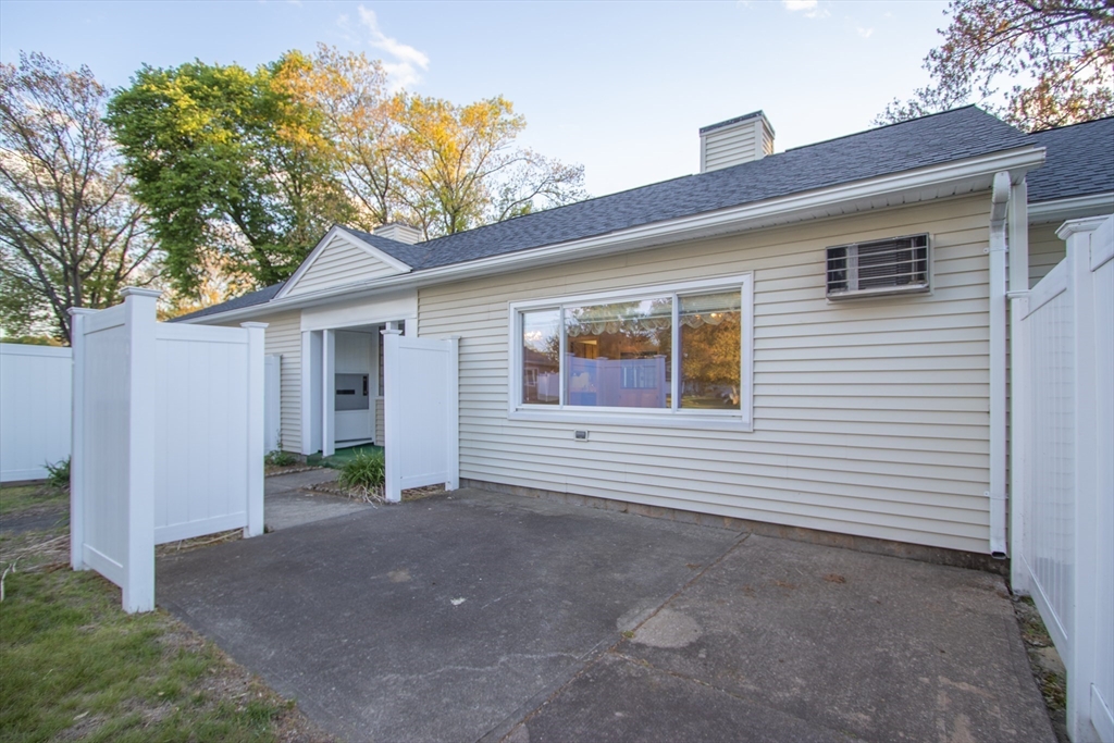 125 Greenwood Ter #125, Chicopee, MA Photo #36