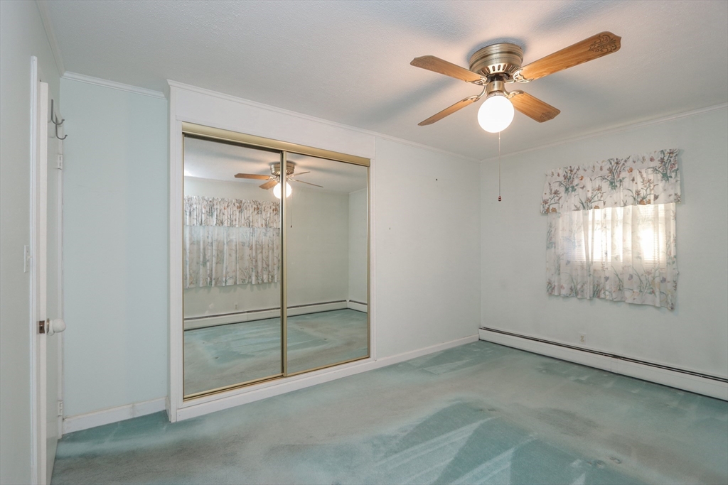 125 Greenwood Ter #125, Chicopee, MA Photo #32