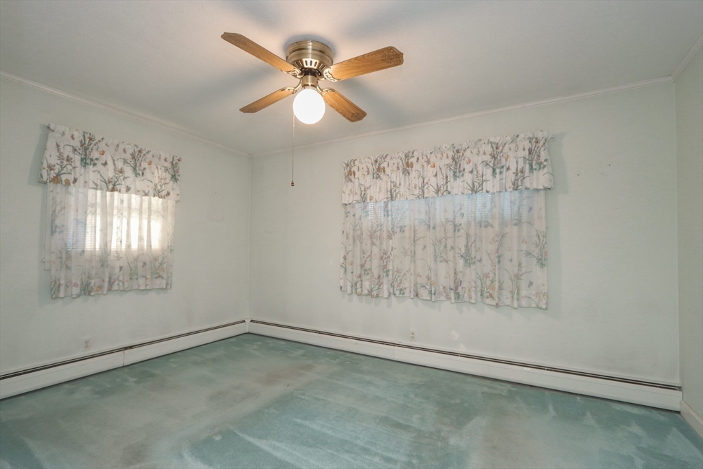 125 Greenwood Ter #125, Chicopee, MA Photo #30