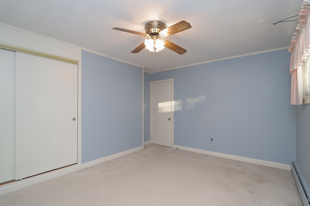125 Greenwood Ter #125, Chicopee, MA Photo #24