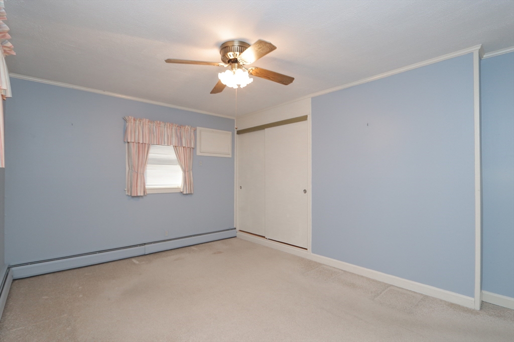 125 Greenwood Ter #125, Chicopee, MA Photo #21