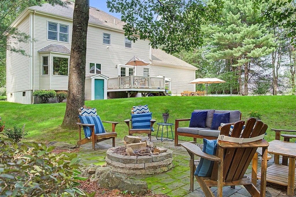 8 Vincent Rd, Mendon, MA, 8 Vincent Rd, Mendon, MA Photo #4