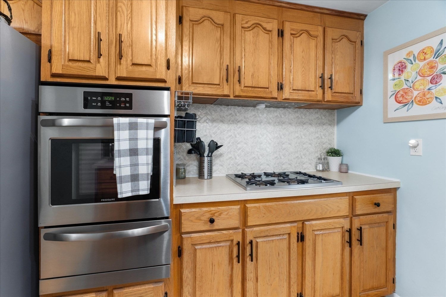 15 Parliament Dr, Franklin, MA, 15 Parliament Dr, Franklin, MA Photo #12