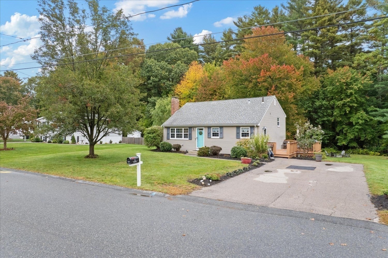 15 Parliament Dr, Franklin, MA, 15 Parliament Dr, Franklin, MA Photo #2