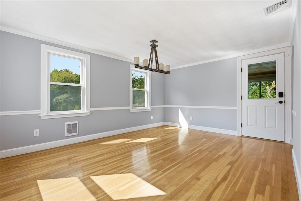 14 Pleasant St, North Reading, MA, 14 Pleasant St, North Reading, MA Photo #15