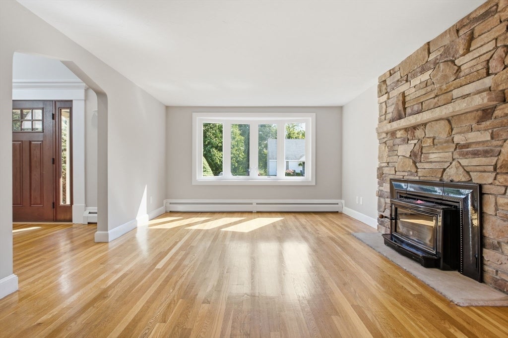 14 Pleasant St