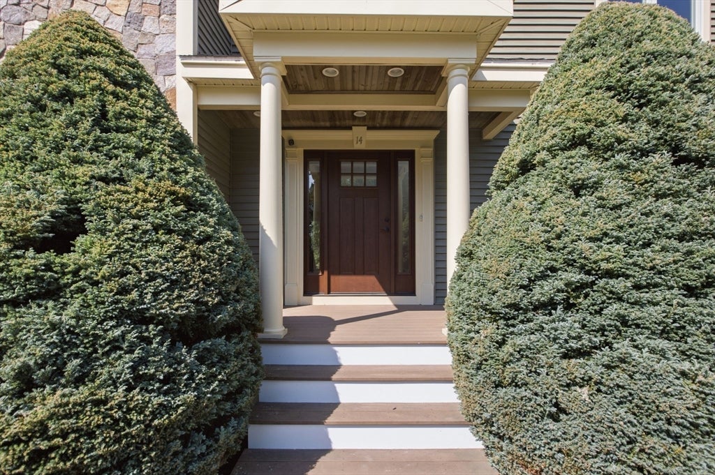 14 Pleasant St