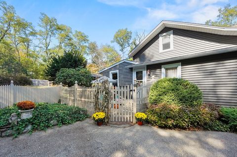 27 Viola Avenue Haverhill MA 01832