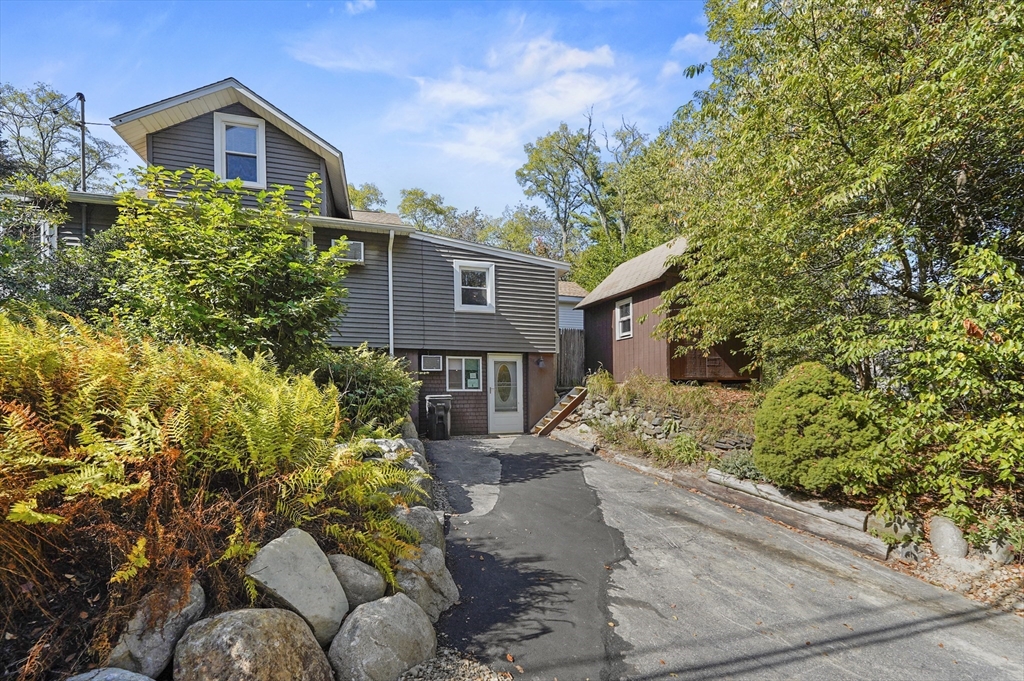 27 Viola Avenue