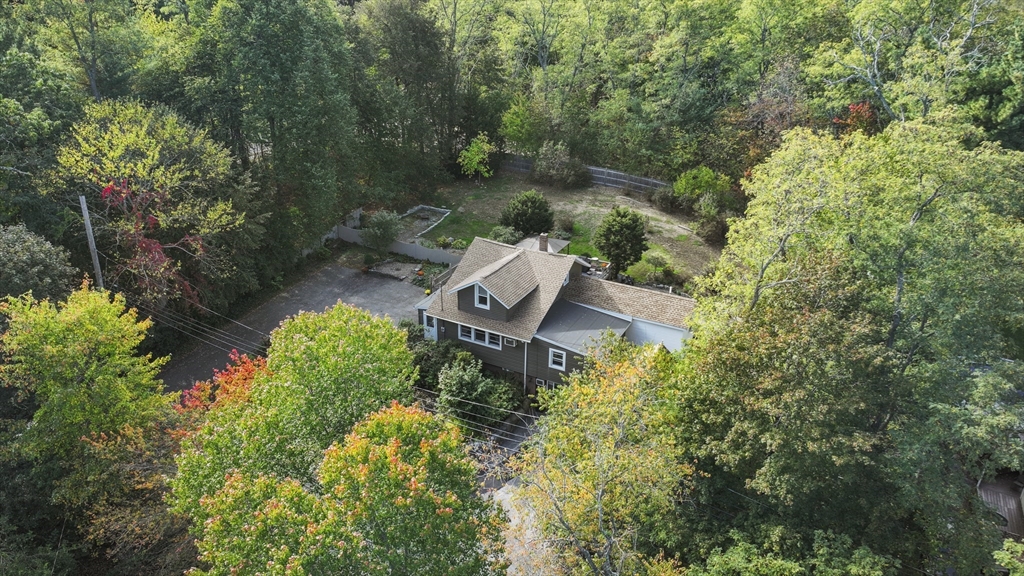 27 Viola Avenue