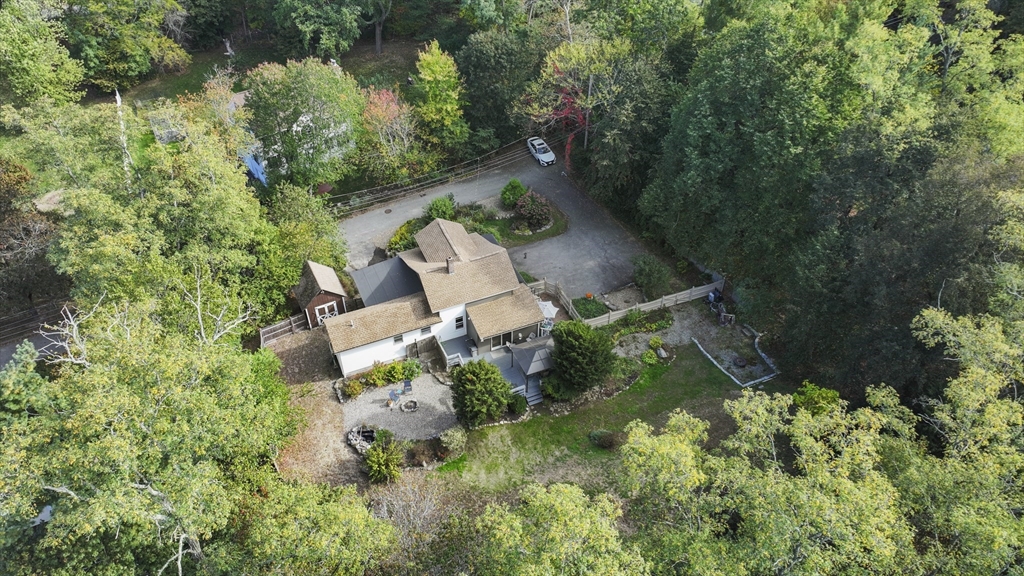 27 Viola Avenue