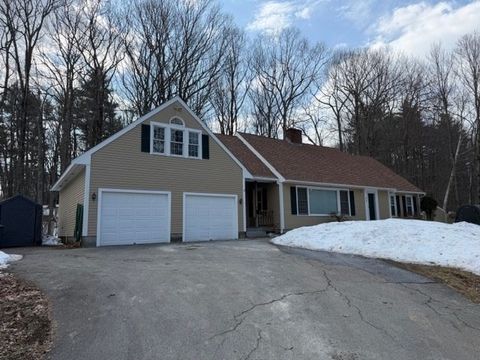 96 Townsend Street Pepperell MA 01463