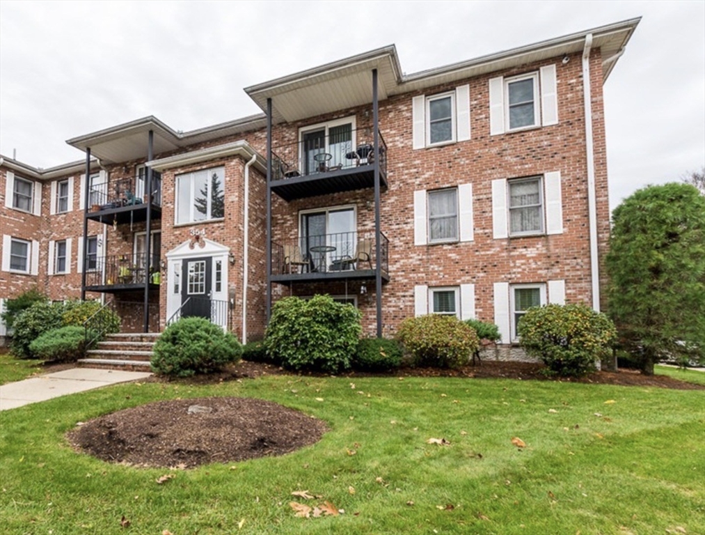 Click for 354 Neponset St #E, Canton, MA slideshow