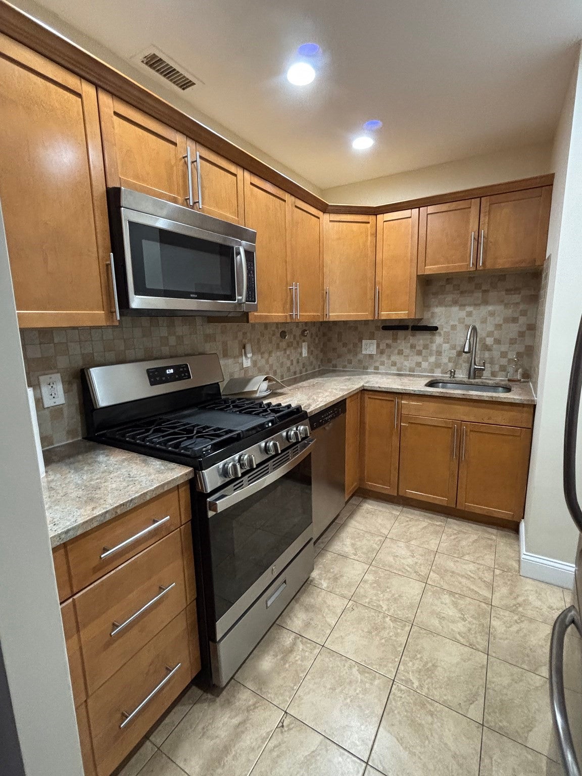 300 Tremont ST #15, Newton, MA, 300 Tremont ST #15, Newton, MA Photo #1